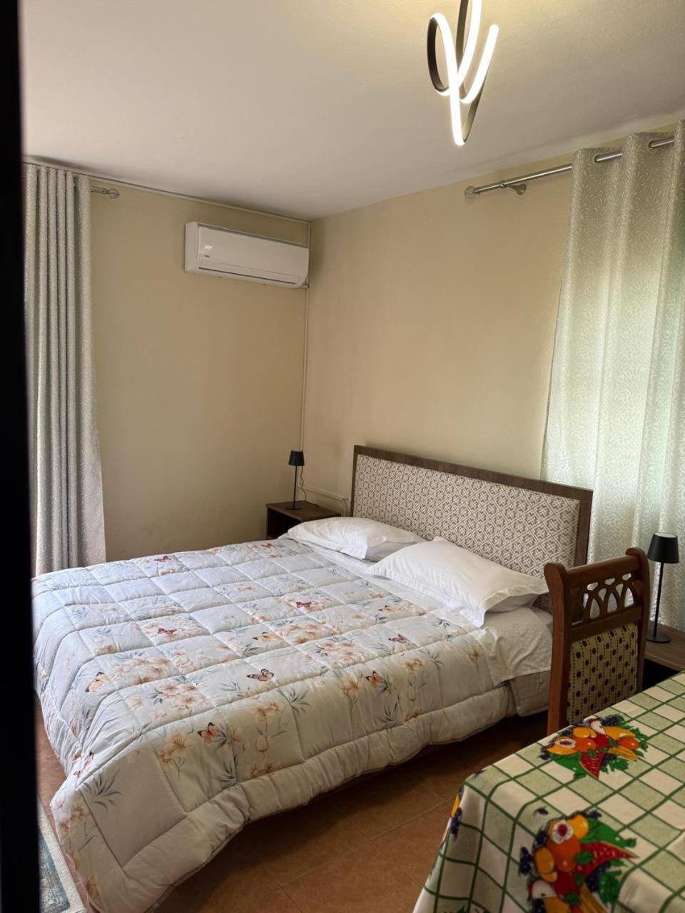 Apartment 2 *